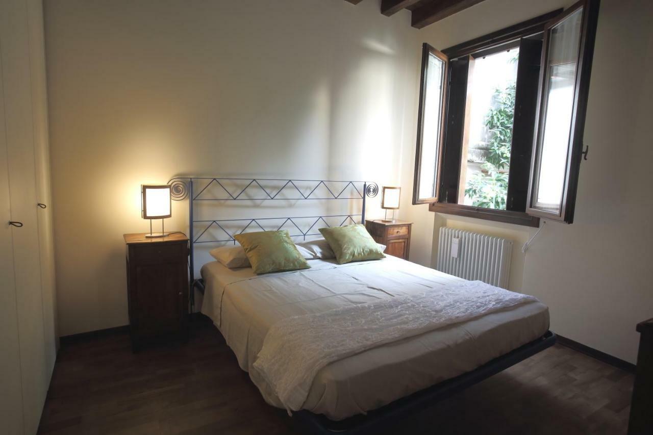 Dimora Cecilia, Nel Cuore Della Citta Vicenza Bagian luar foto